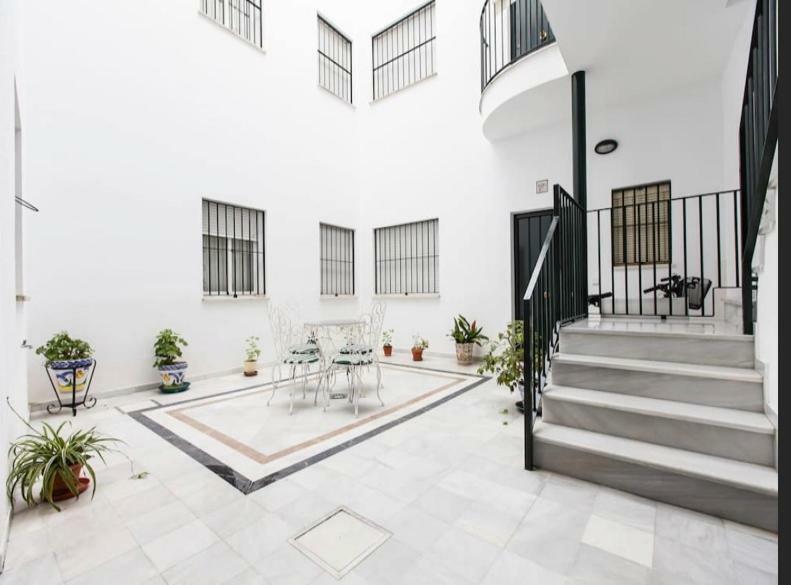 Apartamento Santa Cruz Sevilha Exterior foto